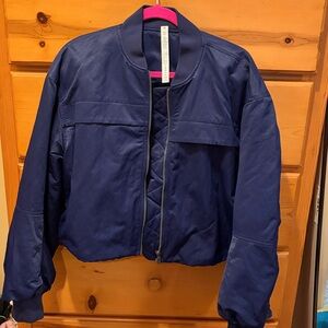 Lululemon Insulated Ruched Bomber Jacket size 8